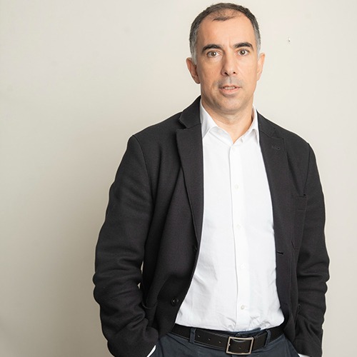 Nikolas Travasaros Profile Picture